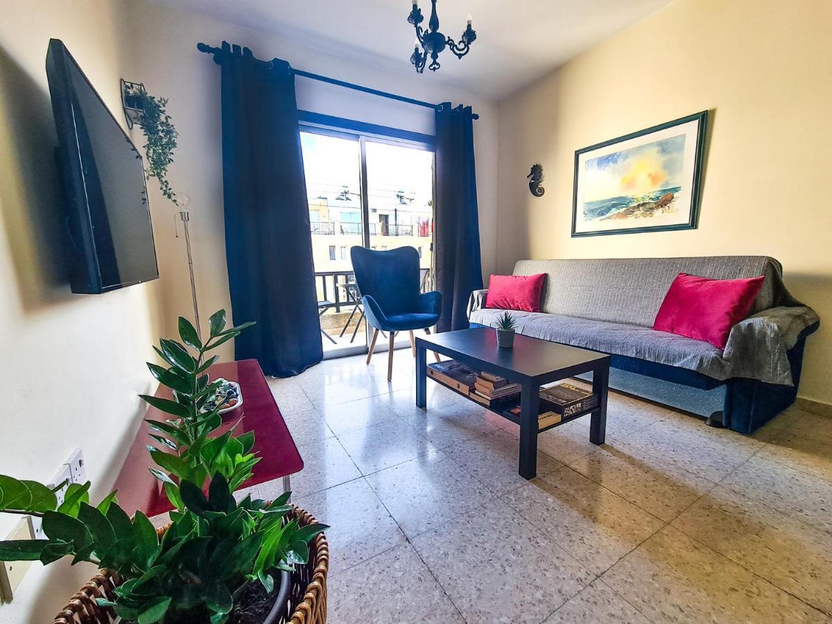 Lisa'S Apartment - Margarita Gardens パ フォス エクステリア 写真